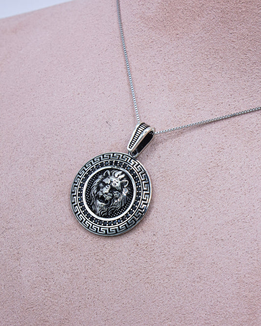 925 Sterling Silver Lion Head Medallion Pendant with Black Zircon